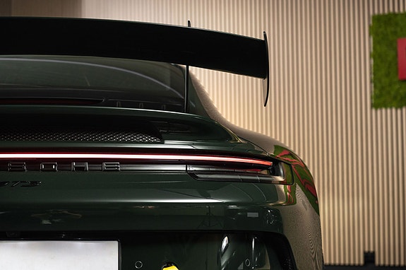 Porsche 911 GT3 5 of 30