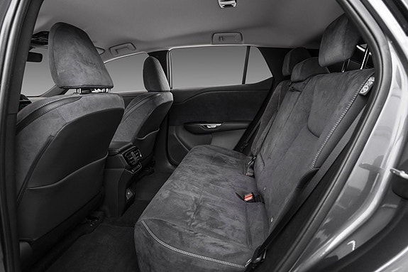 Lexus RZ450e 20 of 25