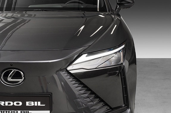 Lexus RZ450e 4 of 25