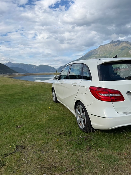 Mercedes-Benz B180 d 7 of 16