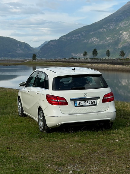 Mercedes-Benz B180 d 6 of 16