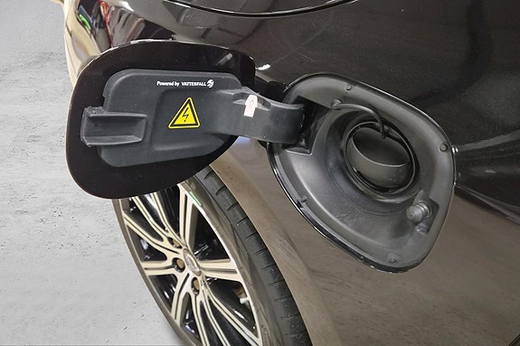 Volvo V60 8 of 30
