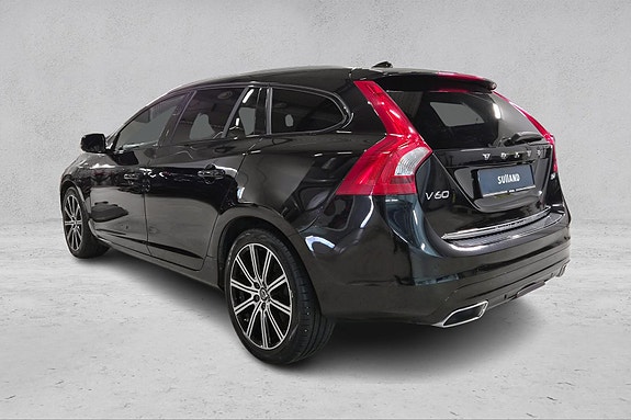 Volvo V60 3 of 30