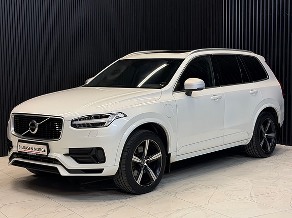 Volvo XC90 5 of 30