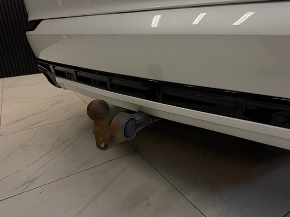 Volvo XC90 16 of 30