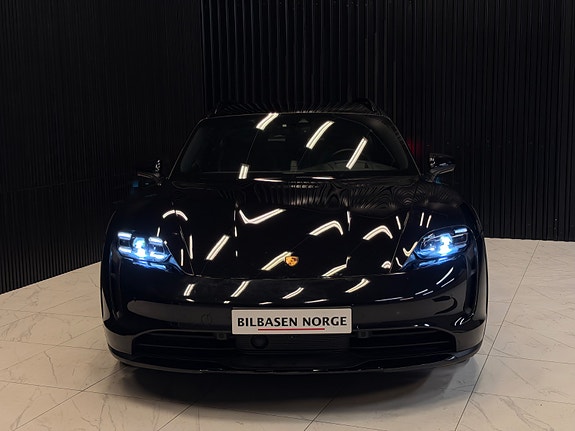 Porsche Taycan 4 3 of 30