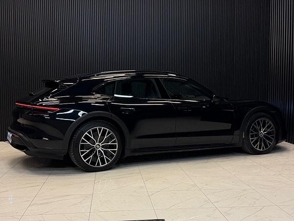 Porsche Taycan 4 19 of 30