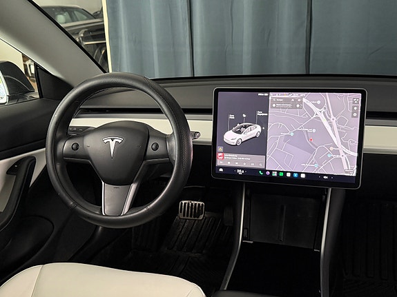 Tesla Model 3 30 of 30