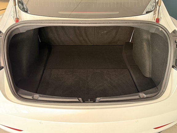 Tesla Model 3 10 of 30