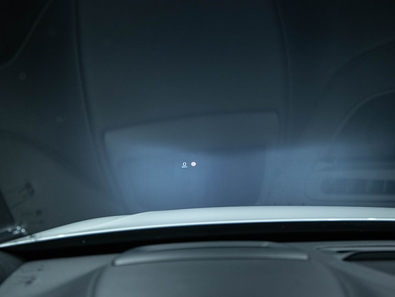 Volvo XC90 28 of 30
