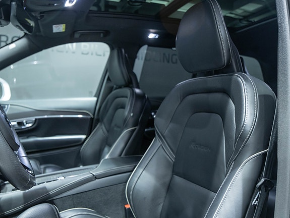 Volvo XC90 7 of 30