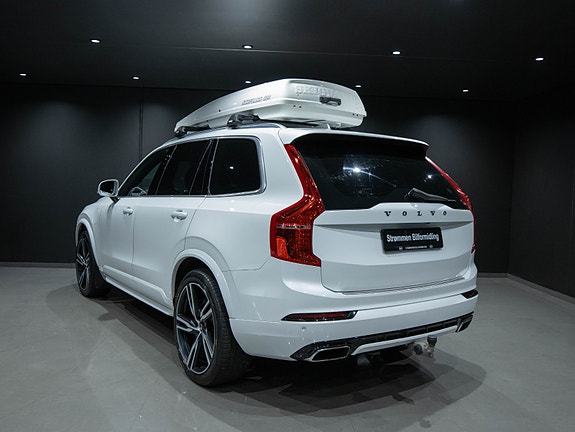 Volvo XC90 5 of 30