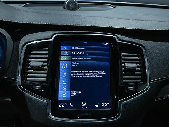 Volvo XC90 20 of 30