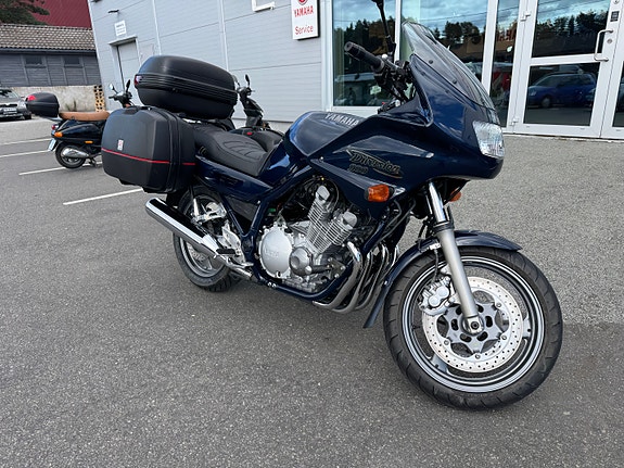 Yamaha XJ 900 Diversion 4 of 23