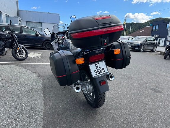Yamaha XJ 900 Diversion 21 of 23