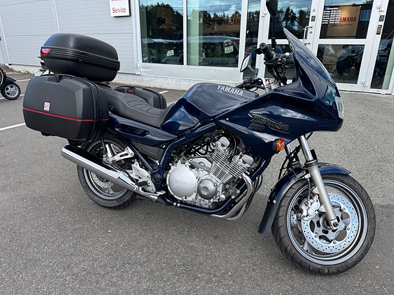 Yamaha XJ 900 Diversion 3 of 23