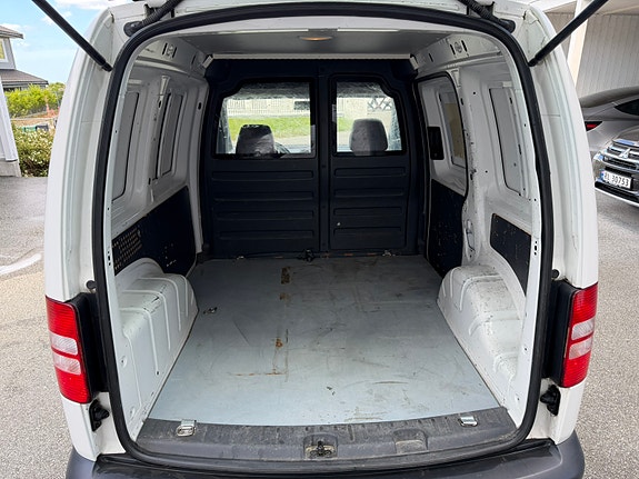 Volkswagen Caddy 13 of 30