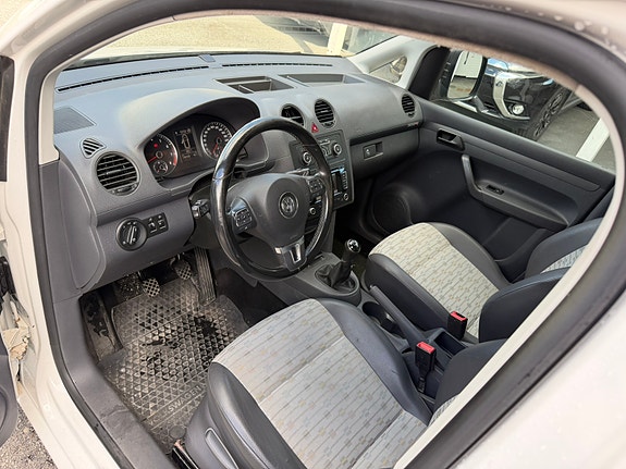 Volkswagen Caddy 14 of 30