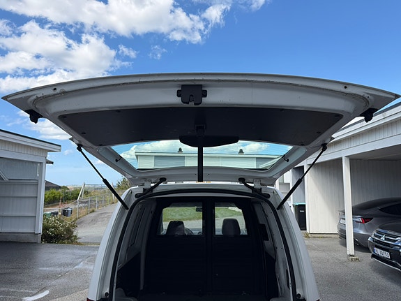 Volkswagen Caddy 12 of 30