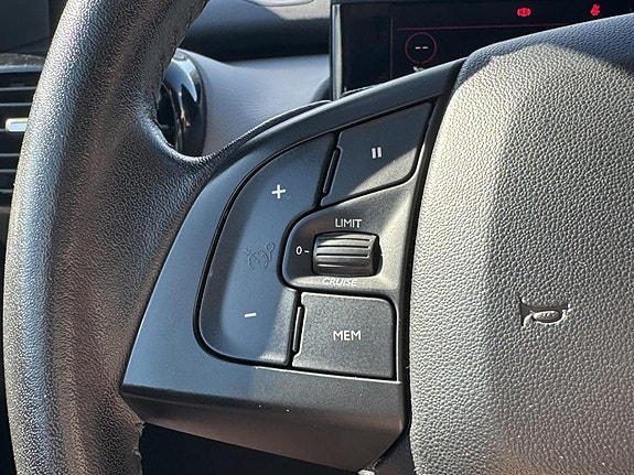 Citroen C4 Cactus 25 of 27