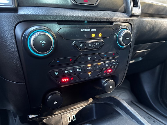 Ford Ranger Raptor 26 of 30