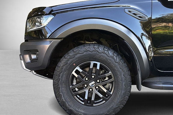 Ford Ranger Raptor 6 of 30