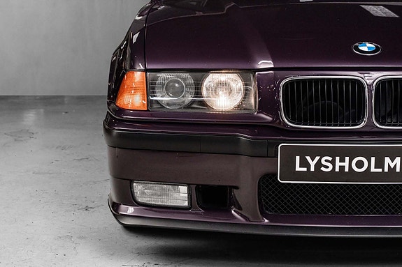 BMW M3 2 of 30