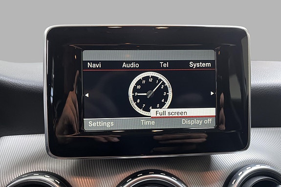 Mercedes-Benz GLA220 14 of 20