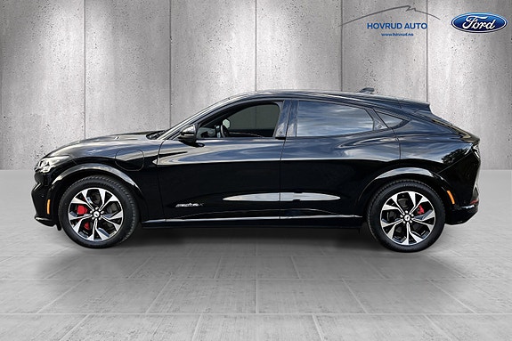 Ford Mustang Mach-E 8 of 20
