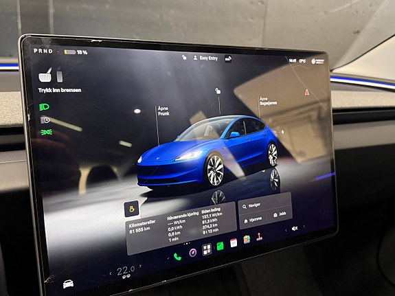 Tesla Model 3 11 of 29