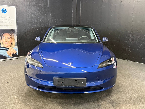 Tesla Model 3 3 of 29
