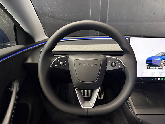Tesla Model 3 9 of 29