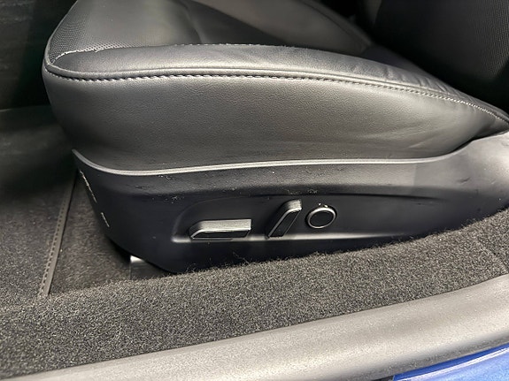 Tesla Model 3 26 of 29