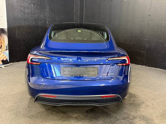 Tesla Model 3 6 of 29