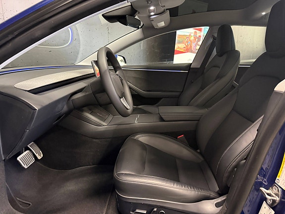 Tesla Model 3 25 of 29