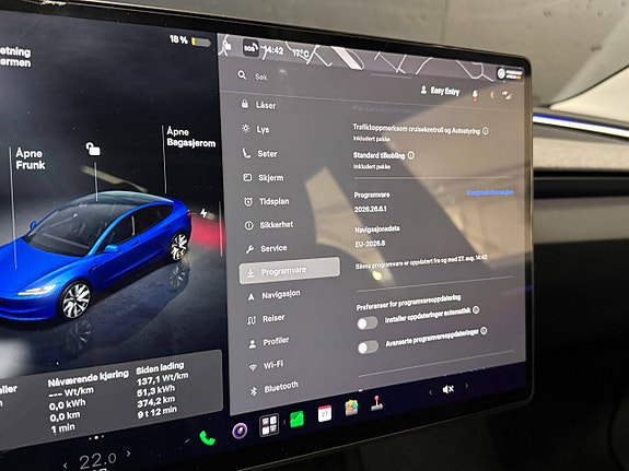 Tesla Model 3 21 of 29