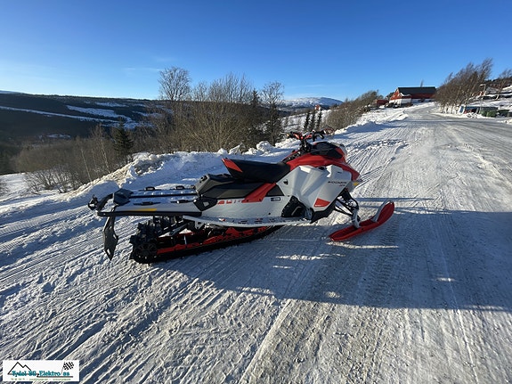 Ski-doo Backcountry XRS 850 E-Tec 5 of 8