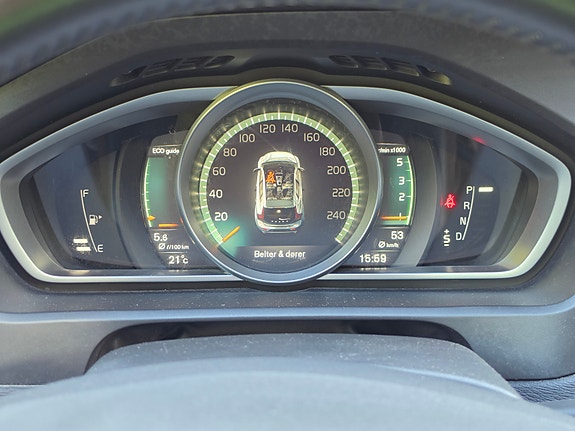 Volvo V40 16 of 30