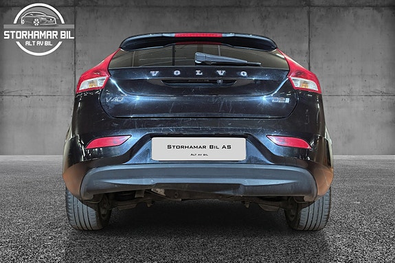 Volvo V40 9 of 30