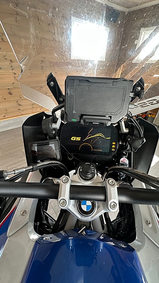 BMW R 1250 GS 15 of 30
