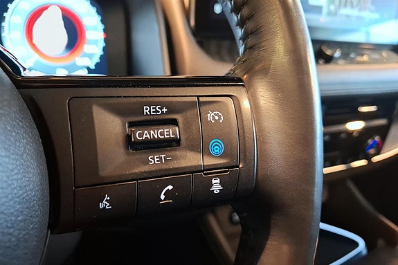 Nissan X-Trail 17 of 30