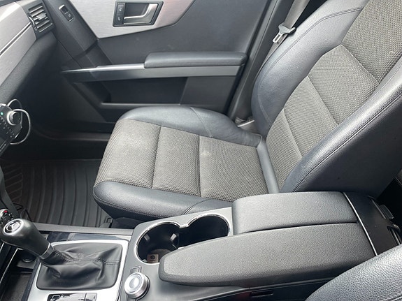 Mercedes-Benz GLK 16 of 18