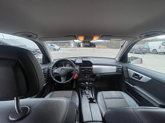 Mercedes-Benz GLK 11 of 18