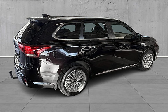 Mitsubishi Outlander 6 of 25