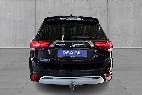 Mitsubishi Outlander 4 of 25