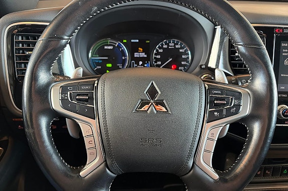 Mitsubishi Outlander 16 of 25