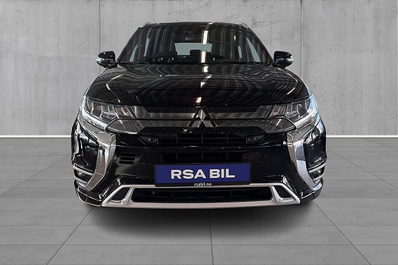 Mitsubishi Outlander 2 of 25