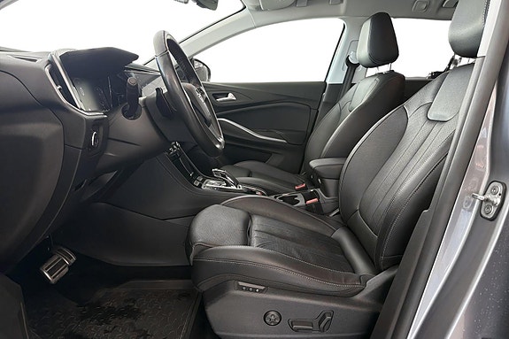 Opel Grandland 8 of 30