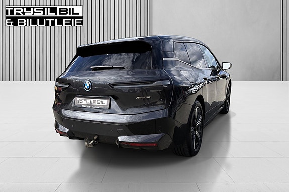 BMW iX 25 of 30