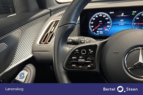 Mercedes-Benz EQC400 16 of 28